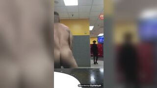 what gym is this guy jacks and uses dildo in the locker room _2