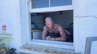 Hoping the neighbours get distracted by my mates tattoos while i eat his hole _2