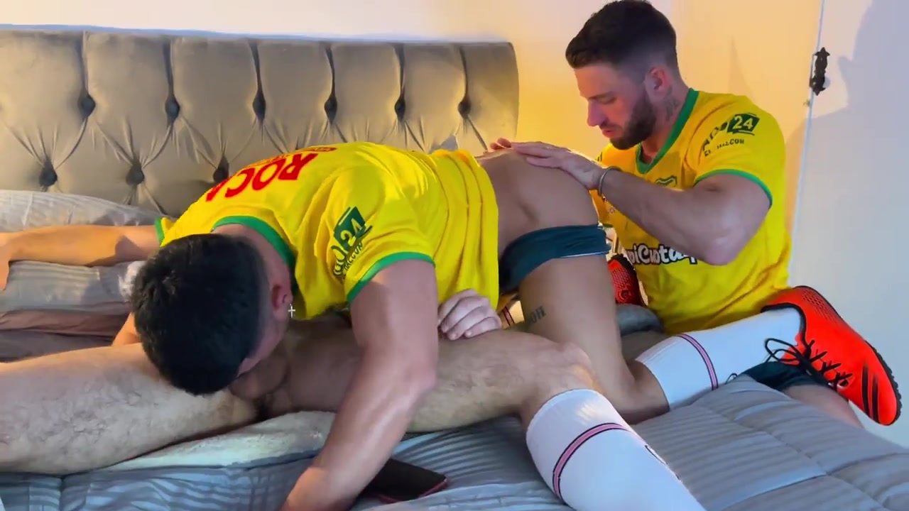 my football team - Gay Porn Video _2