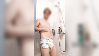 Twink Diaper Cum in the Shower diaperbabyslut - BussyHunter.com