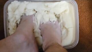 Foot Food Crush Fetish [commission] smellyskunkbutt - BussyHunter.com