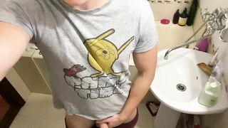 Young Guy Jerks off a Dick in his Neighbor's Toilet AHAH heymardy - BussyHunter.com