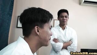 Twink Asian Doctors Exchanging Blowjobs before using Dildo Doctor Twink - Amateur Gay Porn