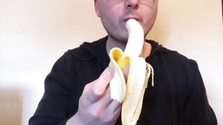 Erotic Banana Eating MaleEroticASMR - BussyHunter.com