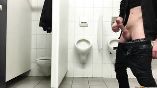 Pissing in the men's room NOT in the urinals - but first a bit dick fun smellmydick - Amateur Gay Porn