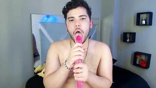 Hairy Bear Playing with a Giant Dildo Bruno 3xg