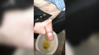POV Male Pee Desperation, I was High, Horny and Bundled up in Snow Gear when I had to go so Bad Jetsfan1983 - BussyHunter.com