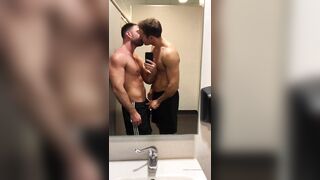 Nestor & Indgo gay porn (39) - Homemade Gay Porn