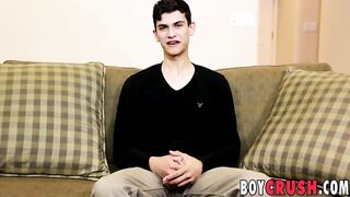 Cute Justin Cross loves telling about his sexual experiences Boy Crush