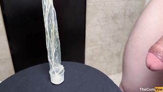 FILLING CONDOM WITH BIG LOAD AND PRECUM TheCumVow - BussyHunter.com