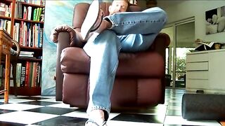 flip flop footfuck Hairyartist - Amateur Gay Porno