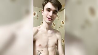 Cumming, Posing and Chatting with You. I Adore my Body Charles Gain - BussyHunter.com