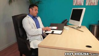 Latino Nurse Bangs Hunky Doctor Hot House - BussyHunter.com