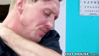 Big Dick Jock in Pain & Daddy Doctor has the Cure Hot House - BussyHunter.com