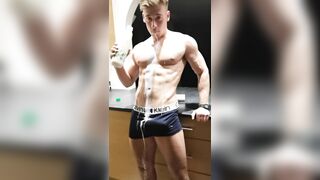 Irish-X gay porn video (13) - at BussyHunter.com