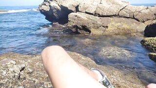 Jerking off a Big Hard Dick Overlooking the Sea in the Public Cove until he Cums Jomilove - BussyHunter.com