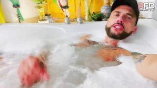 Jacuzzi MASTURBATION ViciousMen