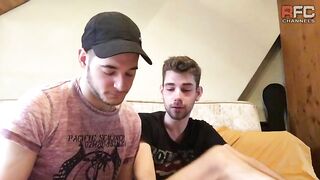 Bareback sextape for 2 sexy boysfriends from Brussels