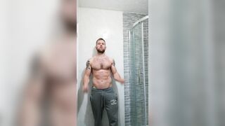 Adam Coussins (102) - BussyHunter.com