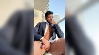 Wanna have u on your knees worshipping my dick in my Dubais balcony