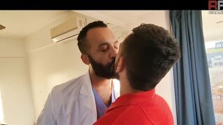 Anal consultation with doctorConsulta anal con medico Tattoe - Free Gay Porn