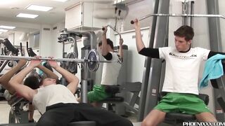 twinks get horny while working out and have some gay sex