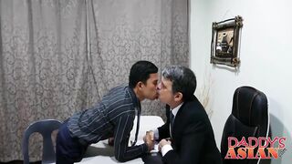 asian twink alex and daddy having a anal sex in a office2