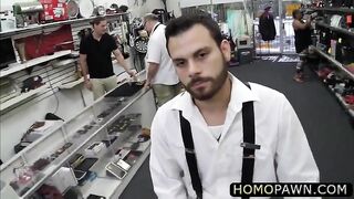 innocent costumer do hardcore bareback in the pawnshop