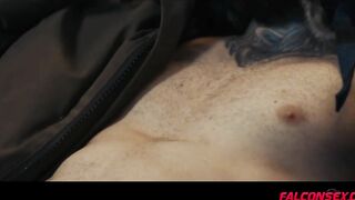 benjamin fucked bareback tony s shaved hole