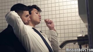 two mormon twinks hook up in the bathroom secretly