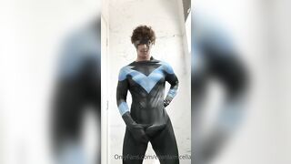 Showing off my Nightwing costume and jerking off Evan Lamicella - BussyHunter.com