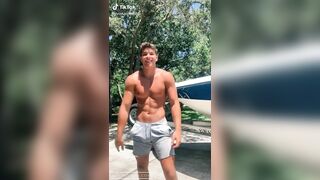 Boys-of-TikTok-Bulge-18-dylan.nichols13