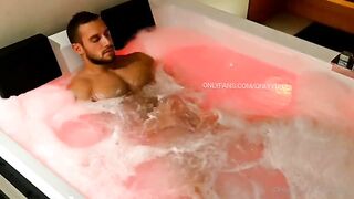 Jerking-off-in-the-spa-Nenad-Vu-onlyvu92