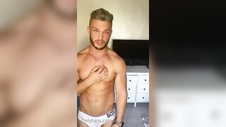 Showing-off-my-body-and-jerking-off-till-I-cum-over-my-abs-Joshua-Tilleard-thehandsomept