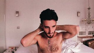 Chueca - BussyHunter.com (Gay Porn Videos)