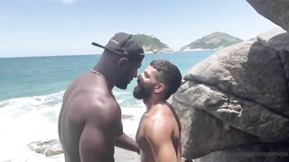 Grande Simoes fucks his boyfriend at the beach - BussyHunter.com (Gay Home Porn Videos)