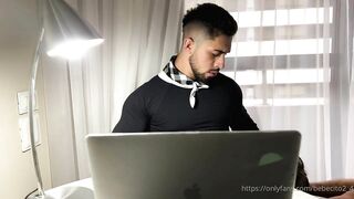 Sucks my Dick while we were at work - Mike Bebecito, Drew Dixon - BussyHunter.com (Gay Home Porn Videos)