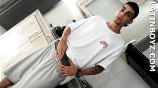 Isaac - BussyHunter.com (Gay Porn Videos xxx)