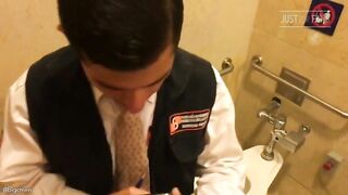 2018 09 28 cancun airline employee gives cory bathroom stall bj - BussyHunter.com (Gay Porn Videos xxx)