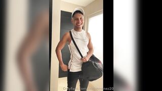 Jose JiemenezEste hijo de puta me dio una cogida - gay sex porn videos