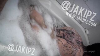 Showing off my ass and cock while in the bath Jakipz - Gay Fans BussyHunter.com