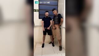 Jerking off in the stairwell with a mate Matthewbigcock - Gay Fans BussyHunter.com