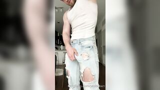 Flexing and jerking off till I cum YesBrawn - Gay Fans BussyHunter.com