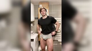 Flexing in my underwear Killian Belliard Killian___ - Gay Fans BussyHunter.com