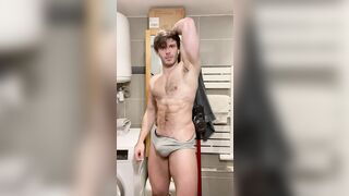 Flexing in my underwear Killian Belliard Killian___ - Gay Fans BussyHunter.com