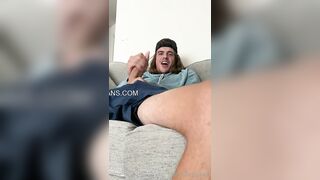 Quick solo jerk off Max Poke maxpoke5 - Gay Fans BussyHunter.com