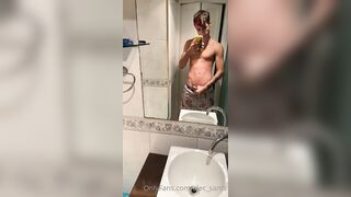 Quick jerk off in the bathroom Alec Santos alec_sants - Gay Fans BussyHunter.com