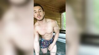 Showing off my muscles while in the hot tub Mason Nicklaus masonnicklaus - Gay Fans BussyHunter.com