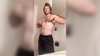 Jerking off before a shower Lexnstuff - Gay Fans BussyHunter.com