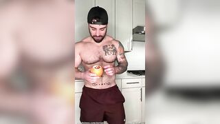 Jordan fucks a grapefruit JordanxBrandt - Gay Fans BussyHunter.com